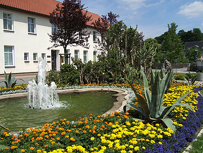 Thum vor dem Rathaus